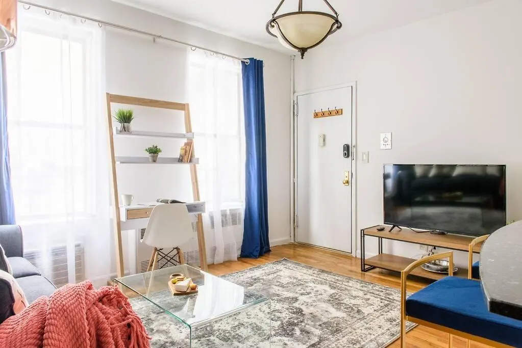 26-3B 1Br Prime Gramercy Wd In Unit Courtyard New York